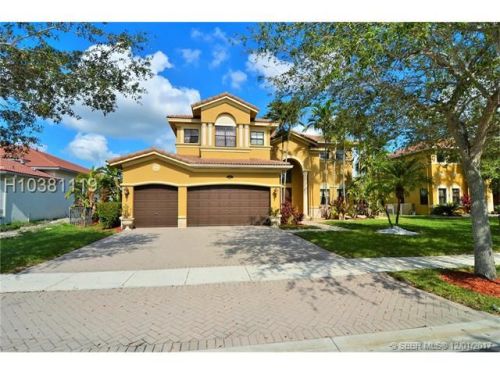 19073 24th St, Hollywood, FL 33029-5937