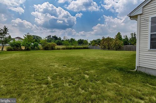 531 Riggs Ave, Berlin Boro NJ  08009-2712 exterior