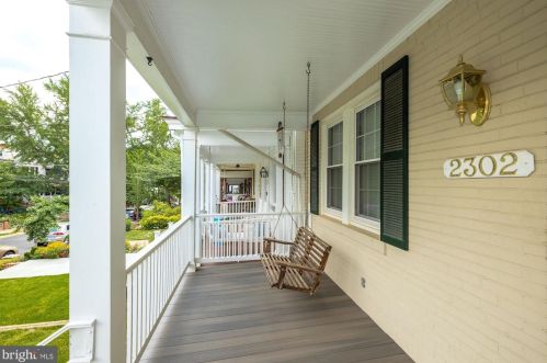 2302 38th St, Washington, DC 20007-1709