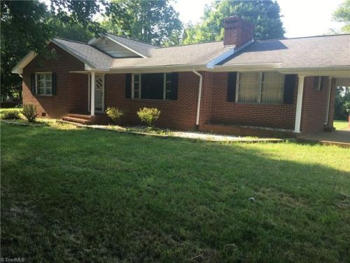 5446 Siloam Rd, Siloam, NC 27047-9152