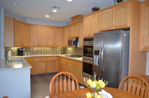 3128 Queens Gate Ln, Modesto CA  95355-8684 exterior