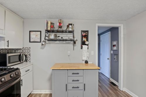 300 Cooper St, Mount Vernon OH  43050-1604 exterior