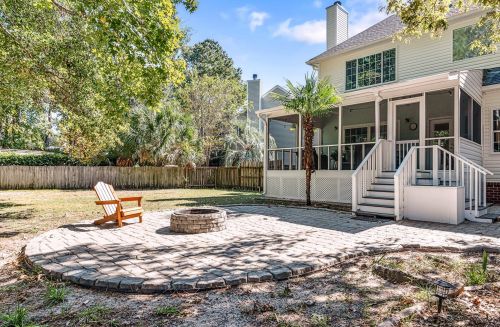 2813 Bottle Brush Ct, Mount Pleasant SC  29466-9202 exterior