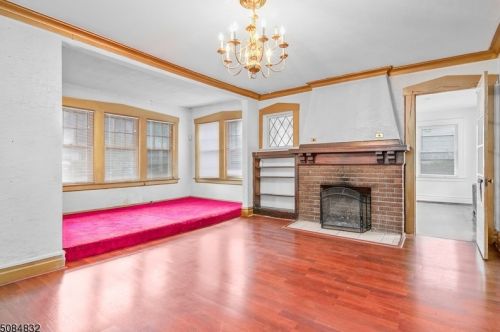 42 Park End Pl, East Orange NJ  07018-1113 exterior