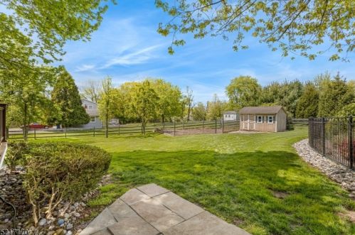 41 Dory Dilts Rd, Flemington NJ  08822-2805 exterior