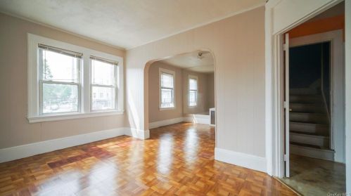 61 Poningo St, Rye Brook NY  10573-4011 exterior