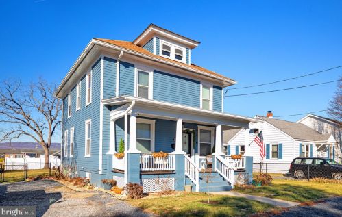 141 Funk St, Strasburg VA  22657-2403 exterior