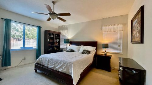 345 Scrub Oak Dr, Lathrop CA  95330-8689 exterior