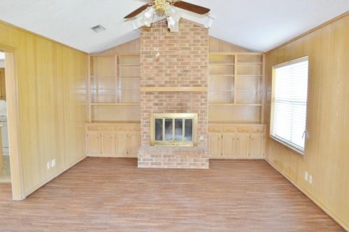 1815 Wisteria St, Denton, TX 76205-7417