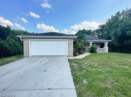2811 51st St, Lehigh Acres FL  33971-4836 exterior