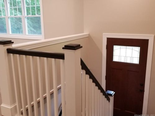 56 Wopowog Rd, East Hampton CT  06424-1673 exterior