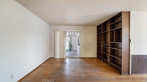 1122 Hickory Ave, Torrance CA 90503-7219 exterior