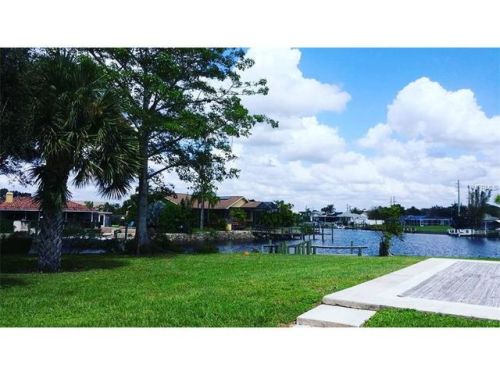 708 Tarpon Way, Nokomis, FL 34275-2373