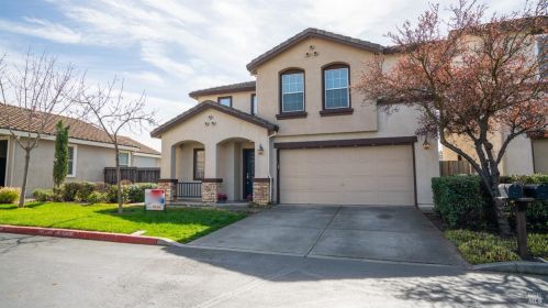 566 Tawny Lake Pl, Fairfield, CA 94534-6665