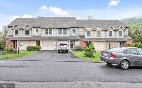 1972 Deer Path Rd, Harrisburg, PA 17110-3489