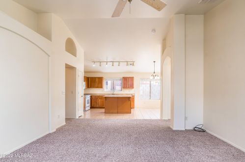 60387 Loose Reins Pl, Tucson AZ 85739-5903 exterior