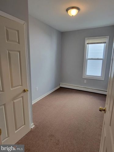 22 Barber Ave, West Deptford NJ  08096-2414 exterior