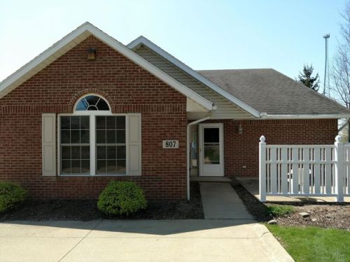 807 Briarcrest Ln, West Lebanon, OH 44618-9052