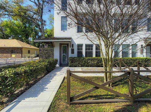 734 Ferncreek Ave, Orlando, FL 32803-4146