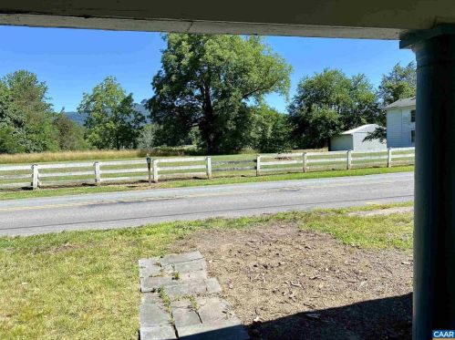 6417 Hillsboro Ln, Crozet VA  22932-3322 exterior