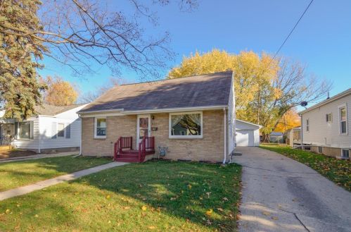 817 Nicolet Ave, Green Bay WI  54304-2403 exterior