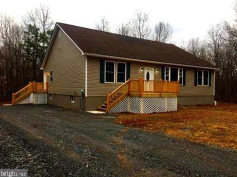 80 Panther Run Rd, Jim Thorpe, PA 18229-2719