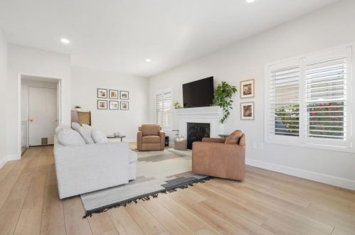 1938 White Birch Dr, Vista CA  92081-7316 exterior