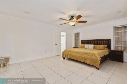 6901 16th St, Hollywood FL  33023-2025 exterior