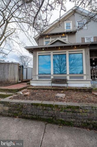 388 Hanover St, Pottstown, PA 19464-5387
