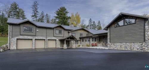 1818 Ridgewood Ct, Duluth, MN 55804-1848
