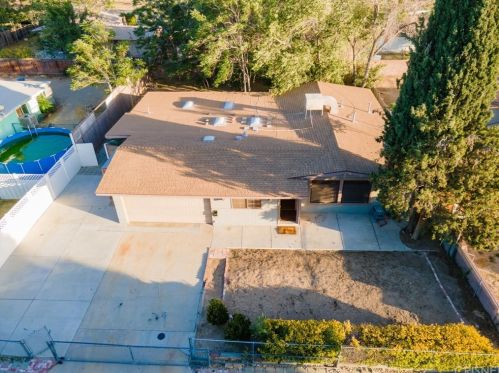 2018 Lingard St, Lancaster CA 93536-1405 exterior