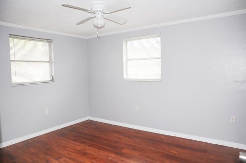 4107 Westwood Dr, Tarpon Springs FL  34691-1755 exterior