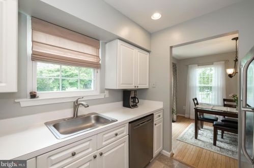 101 Providence Ct, Harleysville PA  19438-3621 exterior