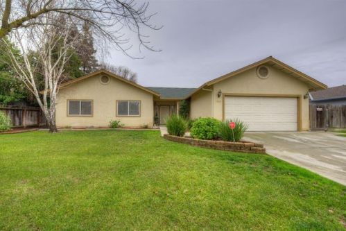 3804 Orangeburg Ave, Modesto, CA 95355-3613
