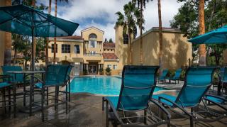 5305 Toscana Way, San Diego CA  92122-5301 exterior