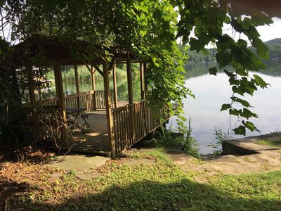 47 Main Beach Rd, Skyline Lakes, NJ 07456-2111