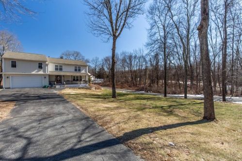 33 Hopkins Ave, Providence RI 02919-1505 exterior