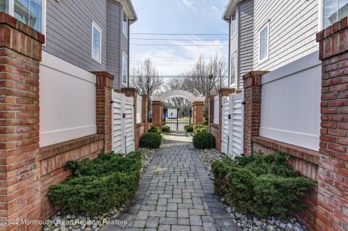 54 Baltimore Ave, Point Pleasant Beach NJ  08742-2602 exterior