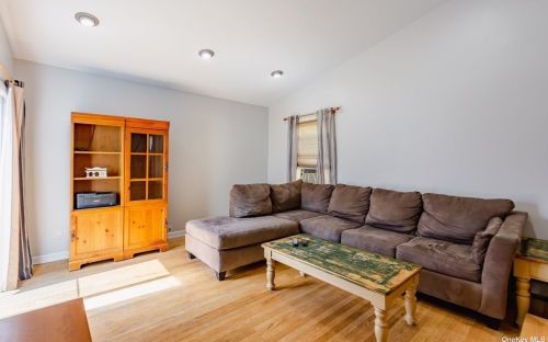 170 Ketcham Ave, Amityville NY  11701-3136 exterior