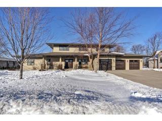 1698 Mill Pond Ln, Neenah, WI 54956-1990