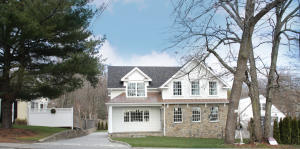 272 West Ave, Tokeneke, CT 06820-4113
