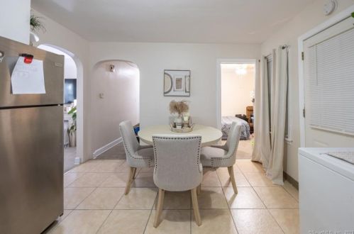 82 Middlefield Ave, Waterbury CT  06705-2723 exterior