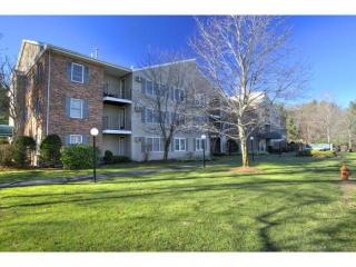 1991 Bodwell Rd, Manchester NH  03109-5859 exterior