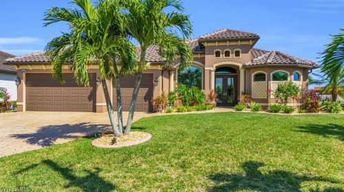4112 14th Ter, Cape Coral, FL 33993-9563