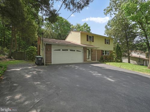 616 Willow Rd, Molino, PA 17961-9609
