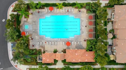 427 Linden Dr, Orange CA  92865-5006 exterior