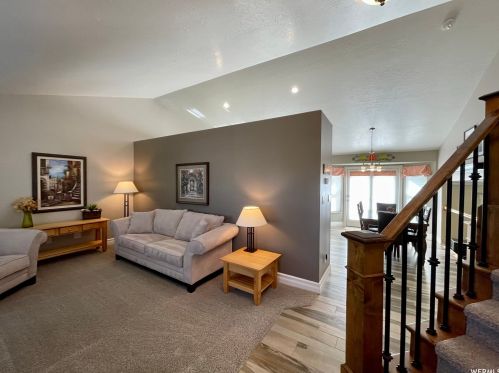 1397 35, Farmington, UT 84025-2002