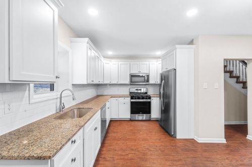 650 Boggs Ave, Pittsburgh PA  15211-2334 exterior