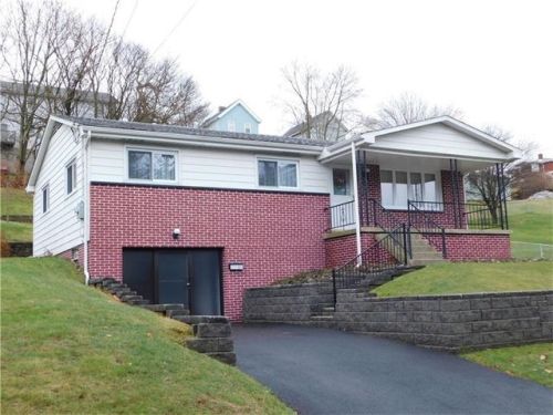1112 Bennett Ave, Jeannette, PA 15644-1522