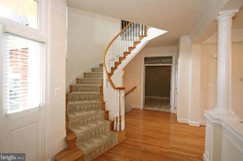 43704 Burning Sands Ter, Leesburg VA  20176-8484 exterior